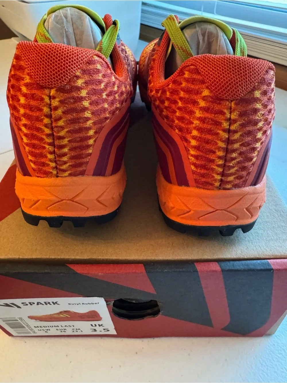 VJ Sport Spark; Butyl Rubber-Medium Last Running Shoe. 6 Women’s, NWT